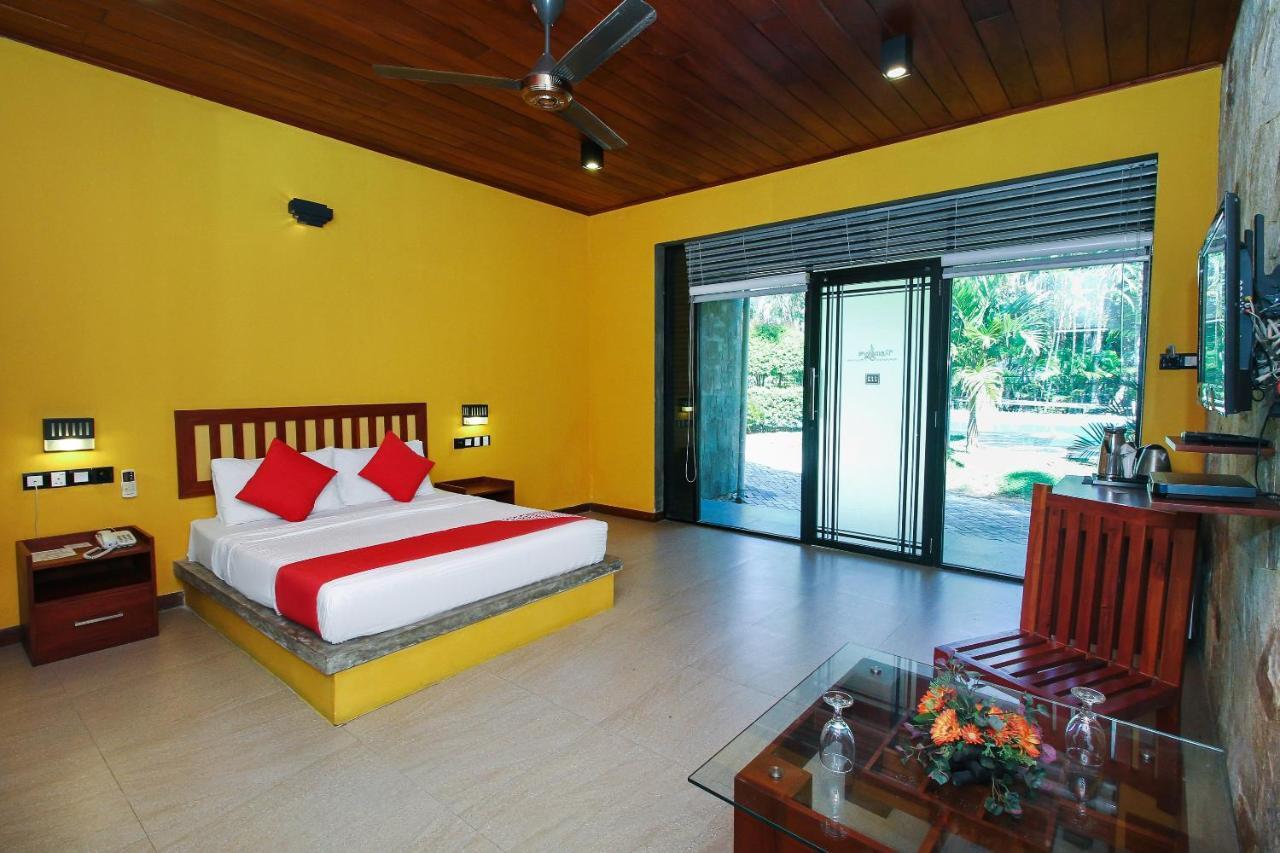 Oyo 471 Randiya Hotel Моратува Екстер'єр фото