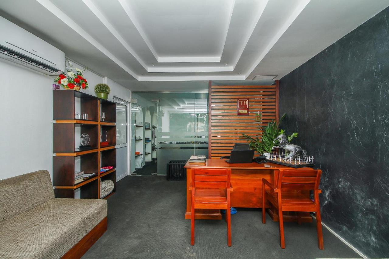 Oyo 471 Randiya Hotel Моратува Екстер'єр фото